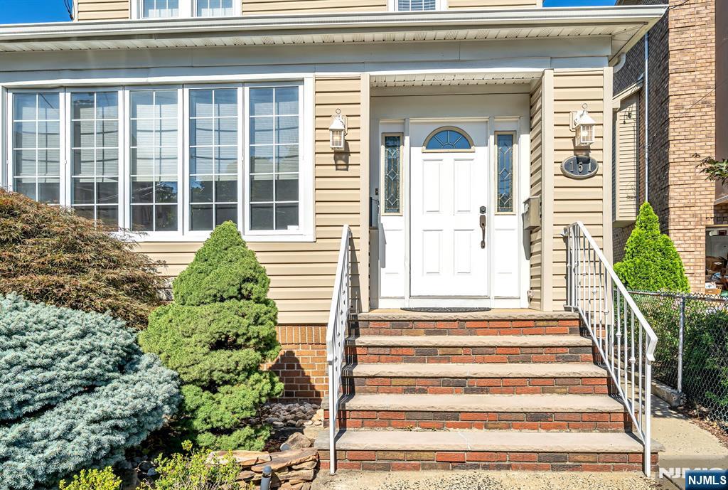 151 Summit Avenue