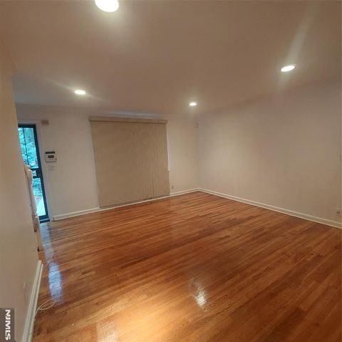 Photo of 364 Billington Road, Teaneck, NJ 07666 (MLS # 25029930) Photo of 364 Billington Road, Teaneck, NJ 07666 (MLS # 25029930)