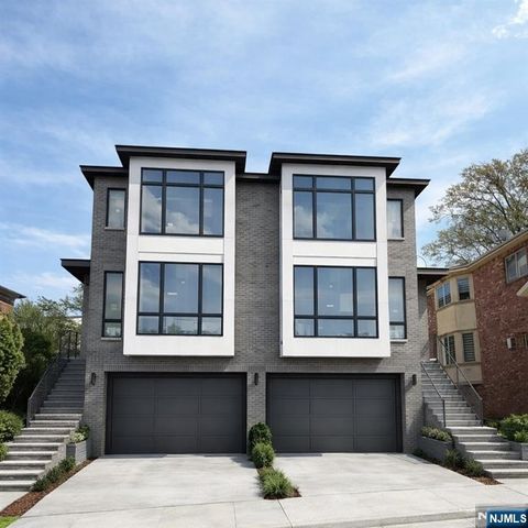 Photo of 156 Morningside Lane #B, Palisades Park, NJ 07650 (MLS # 26012971)