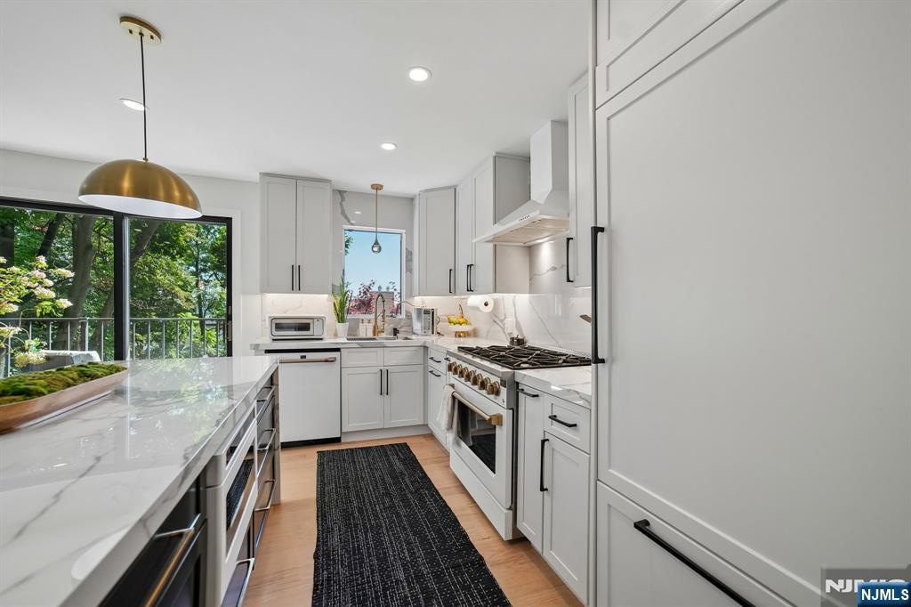 25 Yorkview Drive CN