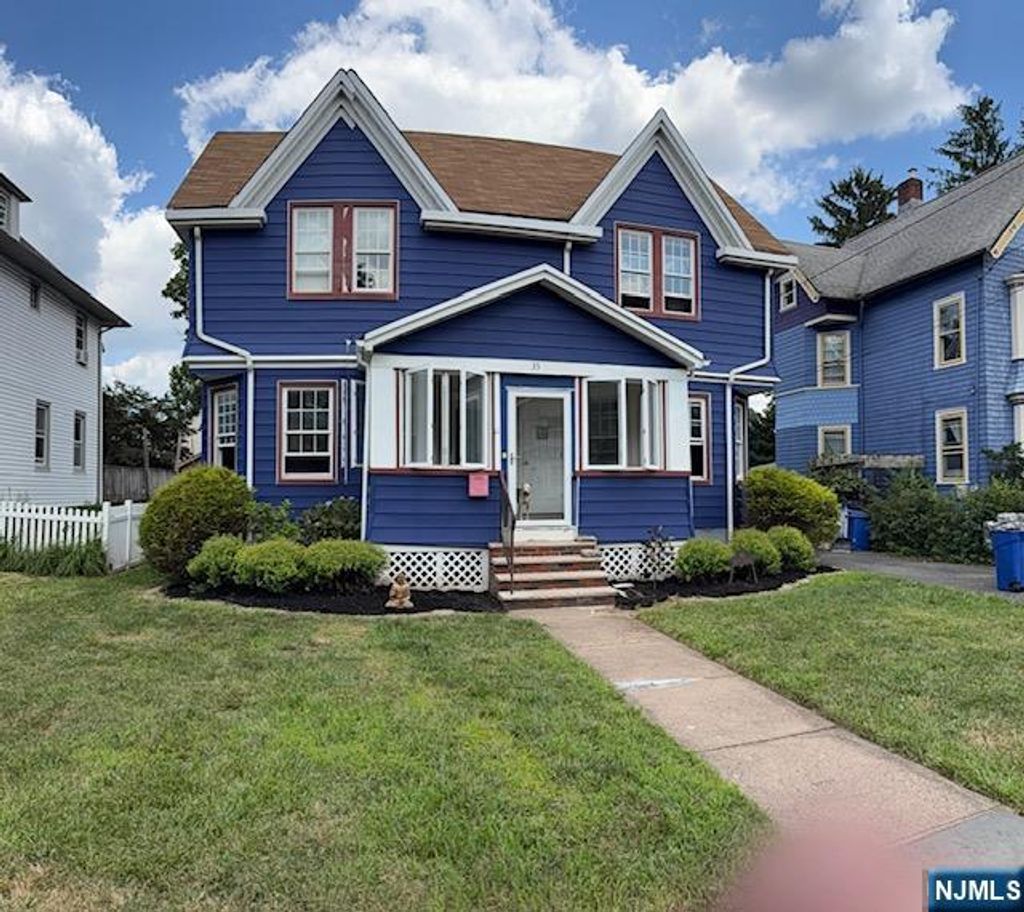 Photo of 35 Benson Street, Bloomfield, NJ 07003 (MLS # 25027979)