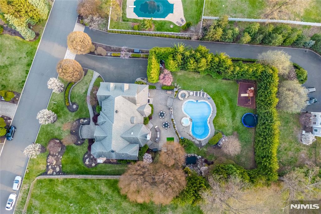 5 Carla Court