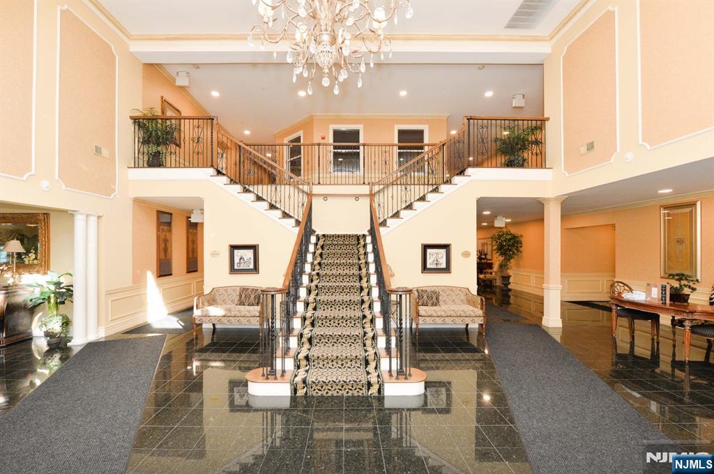 80 Ridgewood Road 106