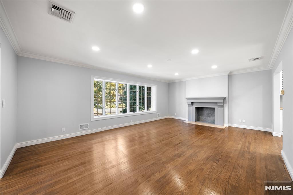 242 Brook Street