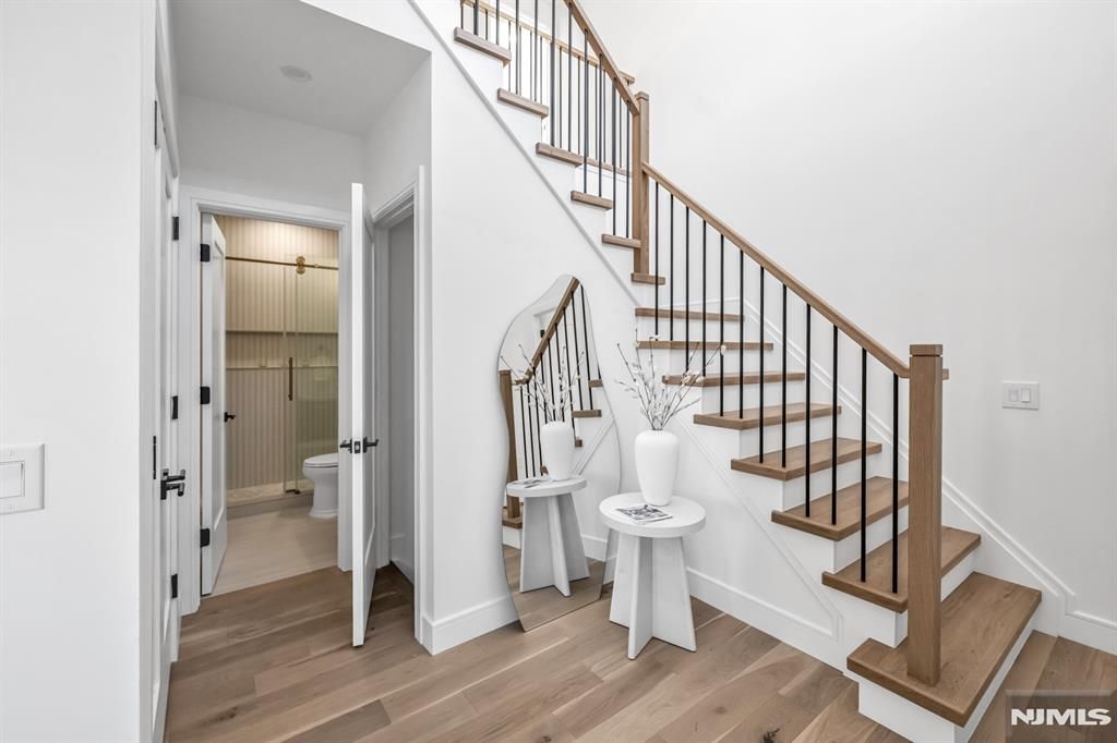 Photo of 285 Wayne Avenue, River Edge, NJ 07661 (MLS # 25042219)