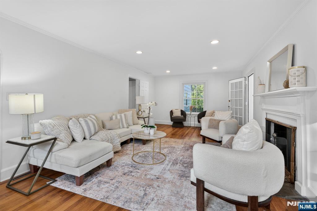 85 Whitney Road