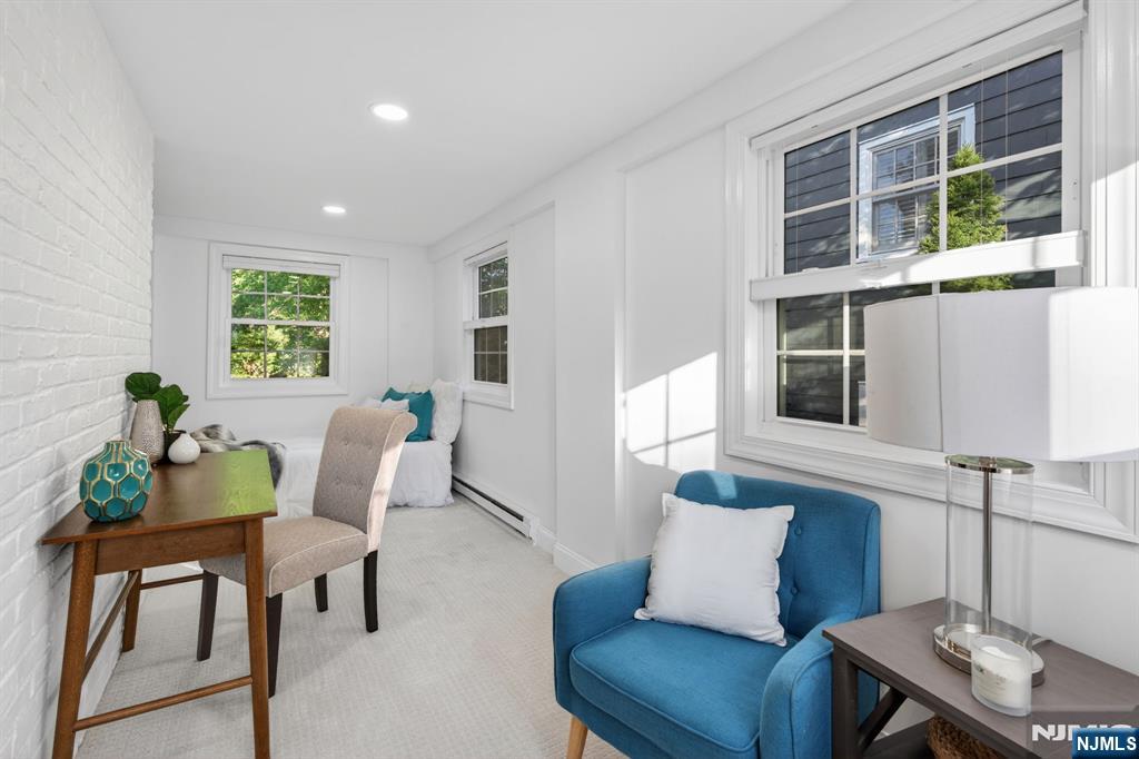 85 Whitney Road