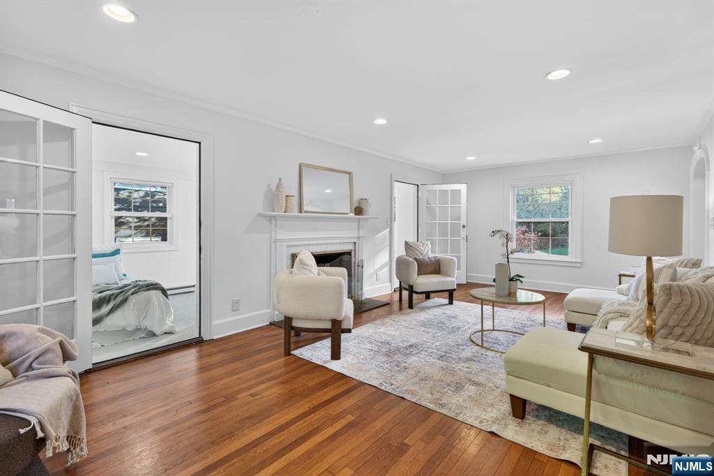 85 Whitney Road