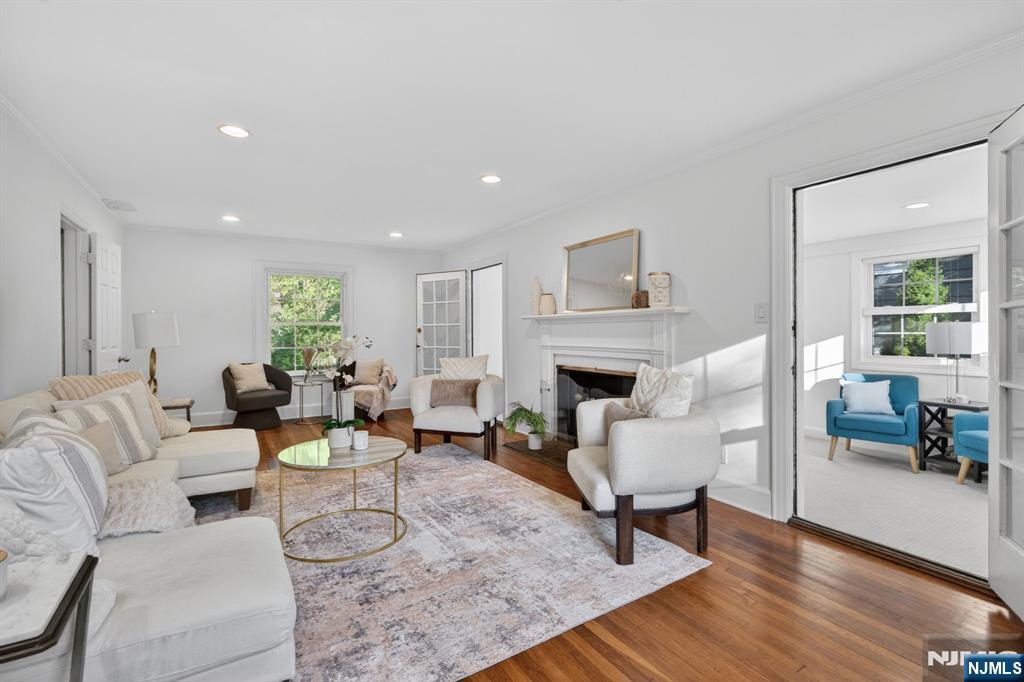 85 Whitney Road