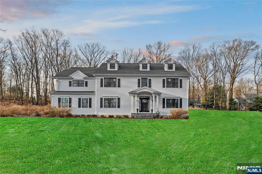 5 Kensington, Mendham Twp, New Jersey - 6 Bedrooms  
7 Bathrooms  
12 Rooms - 