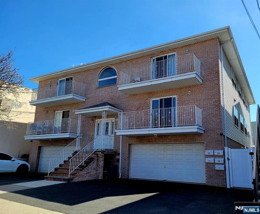 Welcome home to your newly renovated and extremely spacious ultra modern 3 bedroom/2 bathroom apartment for rent. This unit features a large living room/dining room with sliders leading to your very own balcony, sparkling new kitchen features matching stainless steel LG appliances, subway tile backsplash, quartz counter tops and modern cabinetry. Three spacious bedrooms with large closets, featuring a king sized master bedroom suite with modern bath and walk in closet. Updated and spotless laundry facility on site with central air and driveway parking all included! Conveniently located near schools, parks, shopping, restaurants and bus stops. Don't miss out on this amazing opportunity!