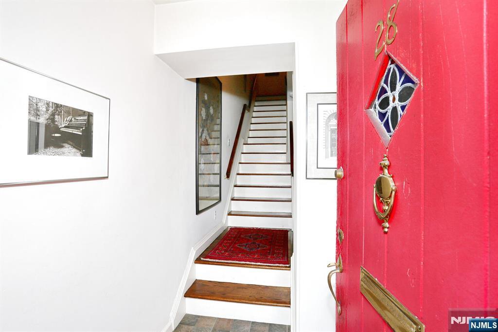 927 Commonwealth Drive 4