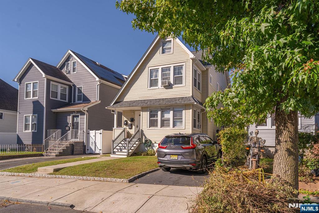 17 Cottage Place