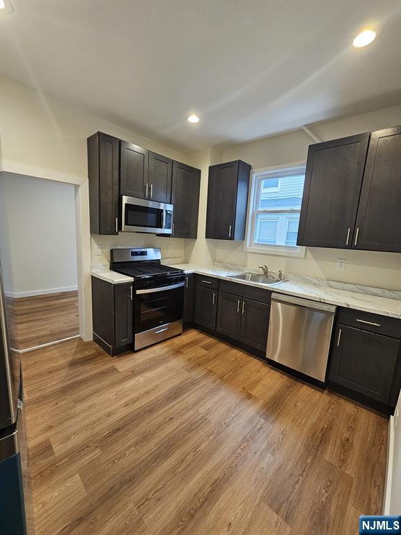 Property for Sale at 201203 S 6th Street, Newark, New Jersey - Bedrooms: 8 
Bathrooms: 3 
Rooms: 14  - $599,000