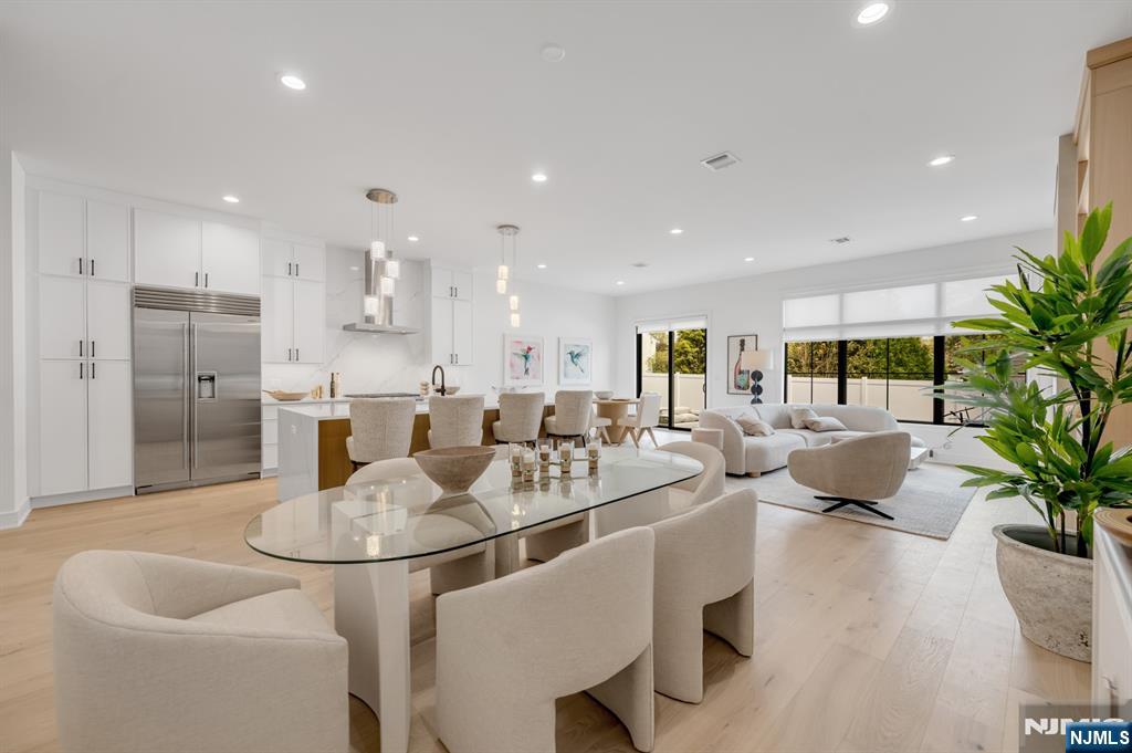 5 Feldman Court