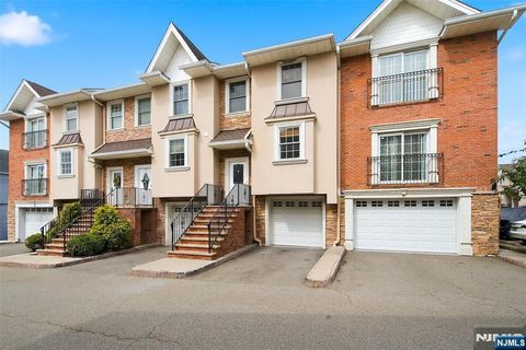 Photo of 4 Jeanine Lane #37, Wallington, NJ 07057 (MLS # 26026415)