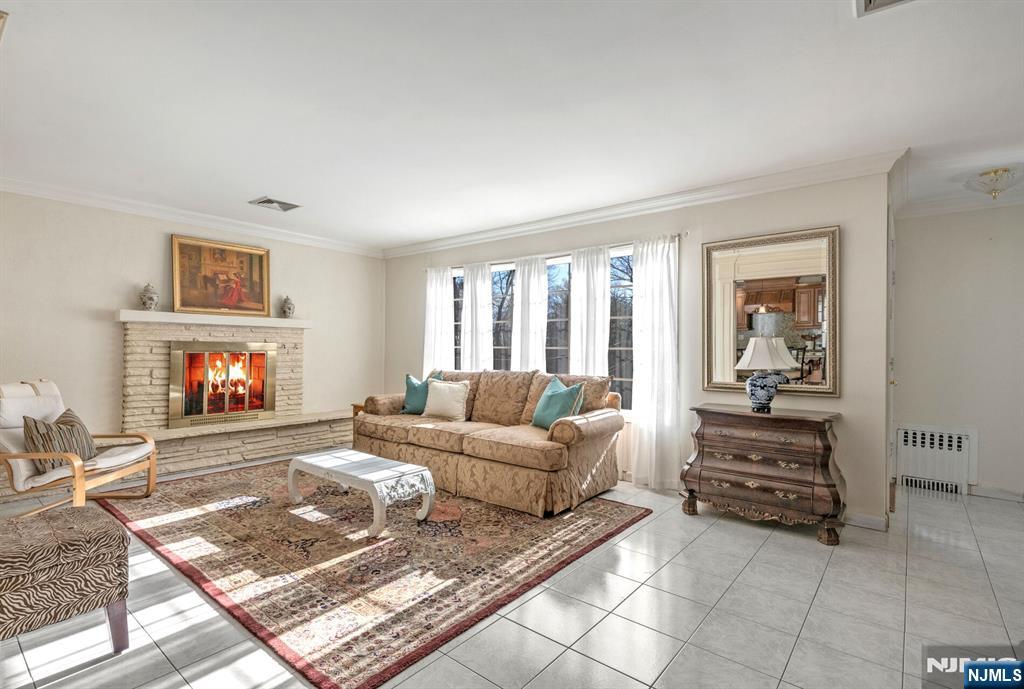 32 Brookside Drive