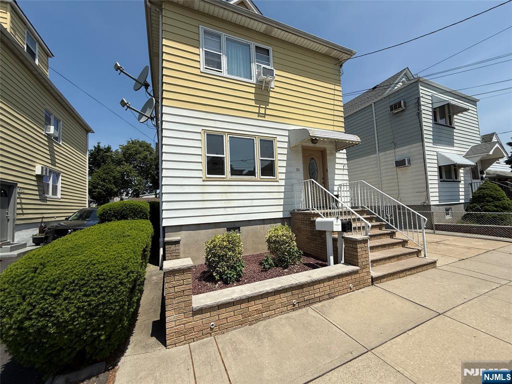 Rental Property at 111 Mercer St, Wallington, New Jersey - Bedrooms: 2 
Bathrooms: 1 
Rooms: 5  - $2,000 MO.
