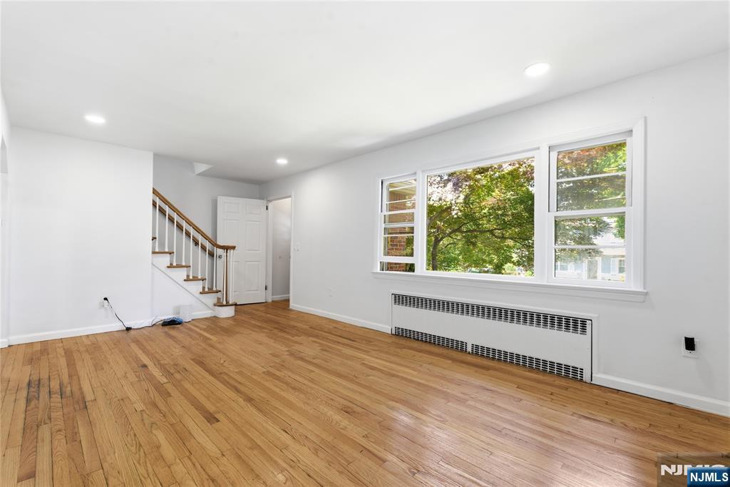 34 Rowland Avenue