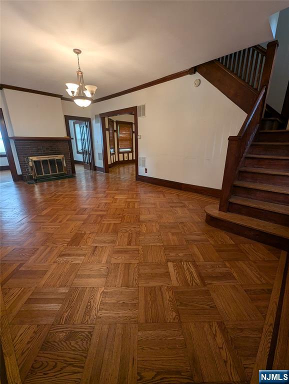 3 Hillside Avenue