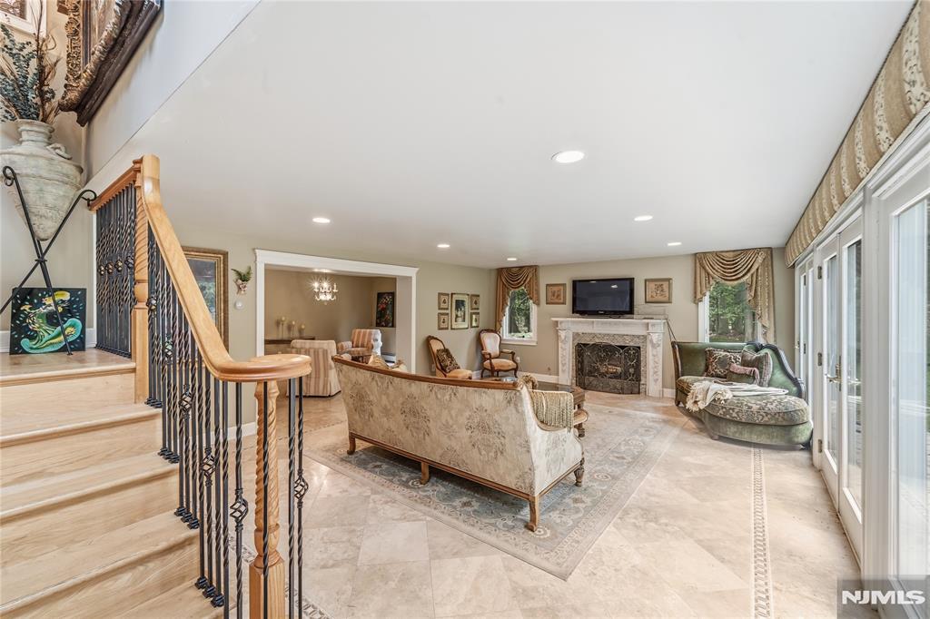 136 Willow Drive