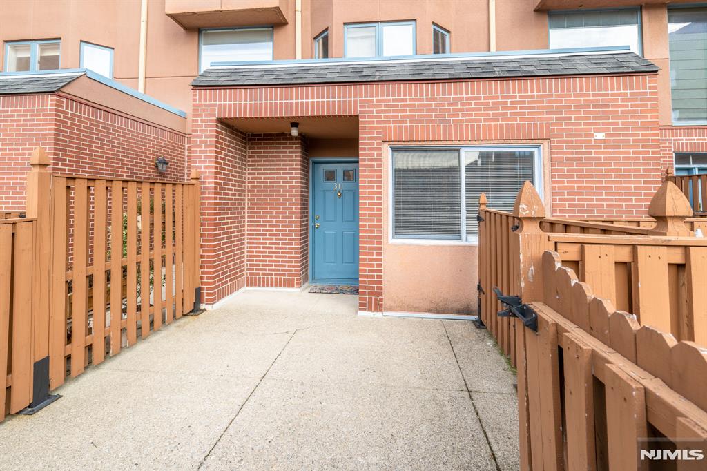 311 Hancock Court 311