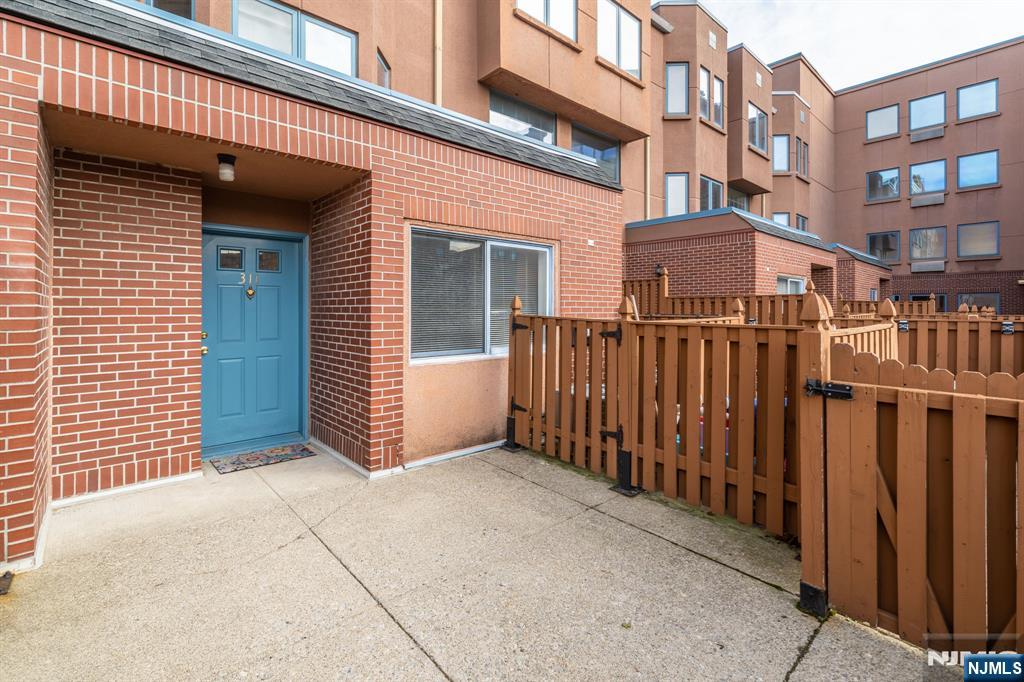 311 Hancock Court 311