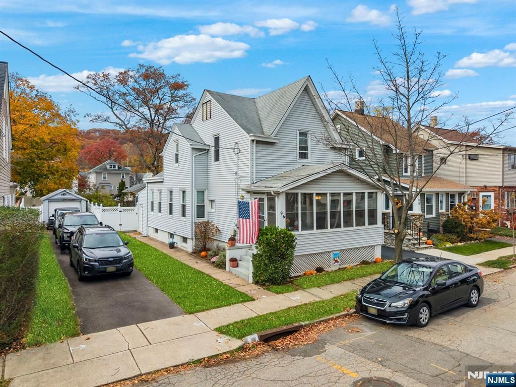 Photo of 96 2nd Avenue, Hawthorne, NJ 07506 (MLS # 25040008)