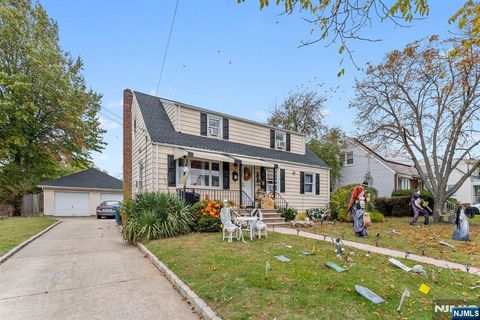 111 10th Street Linden NJ 07036