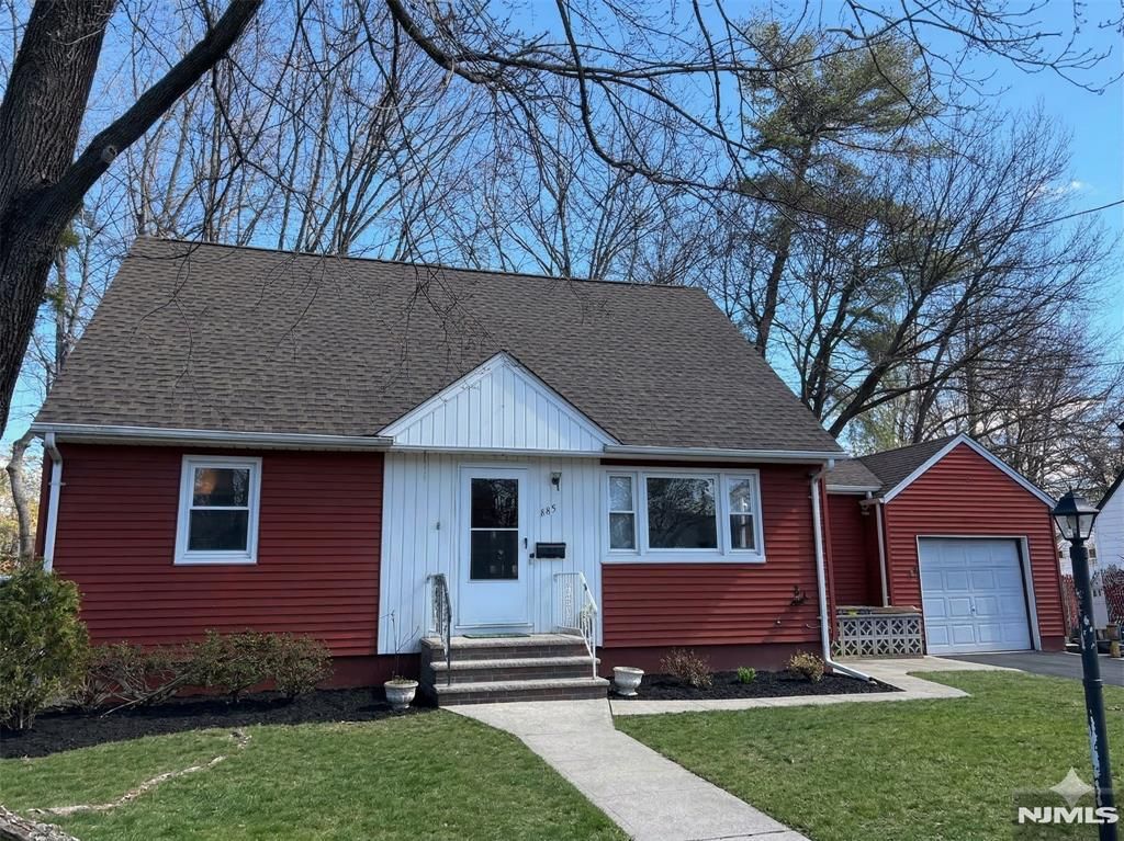 Photo of 685 Mabie Street, New Milford, NJ 07646 (MLS # 25029748)