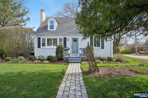 122 Johnson Avenue Mahwah NJ 07430