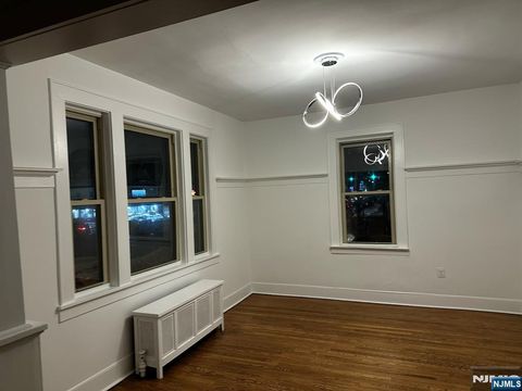 Photo of 186 Main, Passaic, NJ 07055 (MLS # 26005172)