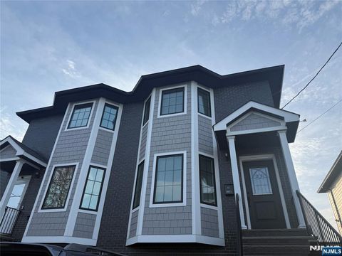 Photo of 43 Jackson Ave #1, Hackensack, NJ 07601 (MLS # 26011270)