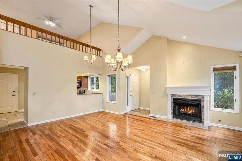 2 Ridgeview Terrace