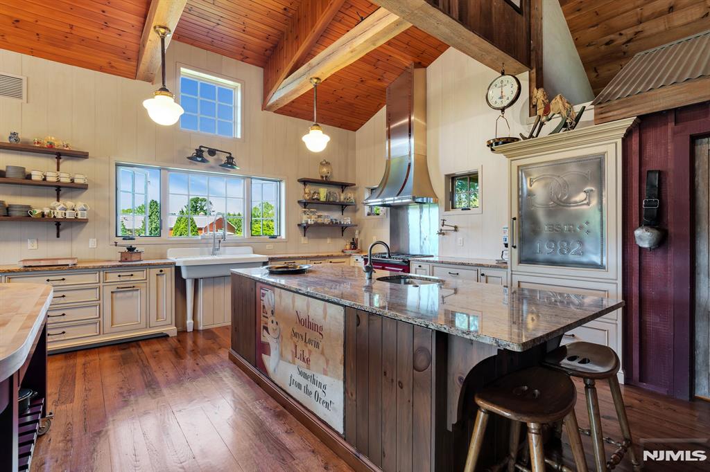 106 Mountain Top Road