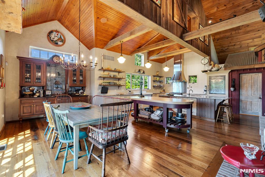 106 Mountain Top Road