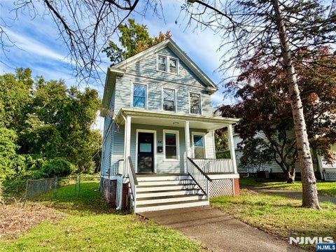 Photo of 64 Cresskill Ave, Cresskill, NJ 07626 (MLS # 26034670)