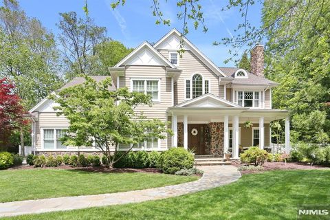 7 Newton Place Allendale NJ 07401