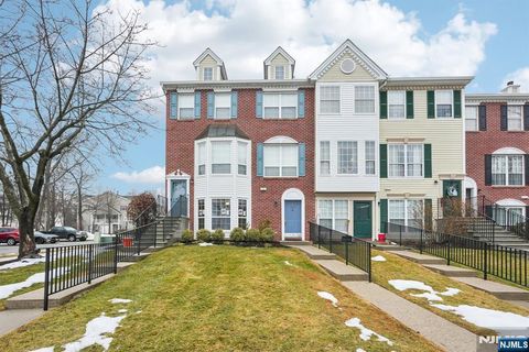 1294 Hibiscus Court Mahwah NJ 07430