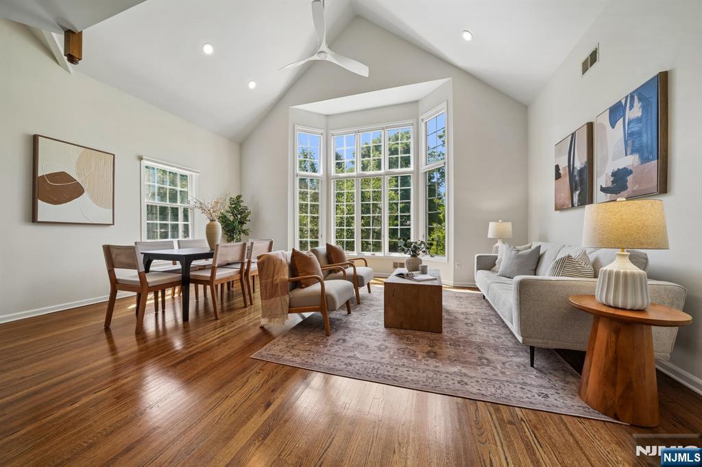 38 Shearwater Lane