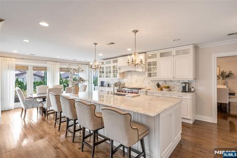 534 Brandon Place Cliffside Park NJ 07010