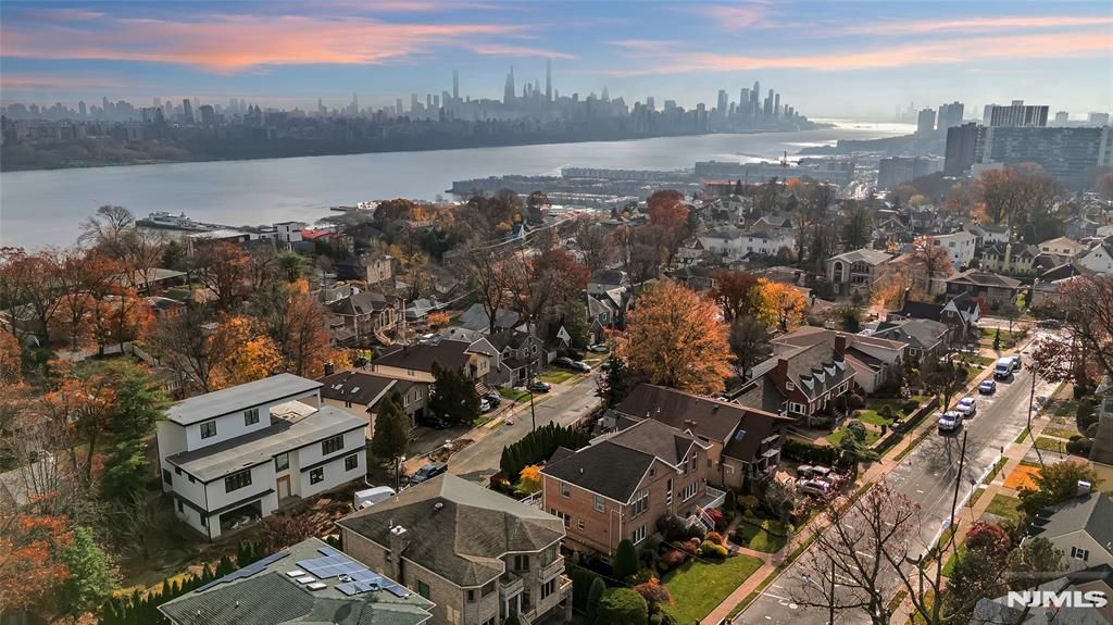 Photo of 534 Brandon Place, Cliffside Park, NJ 07010 (MLS # 26006115)