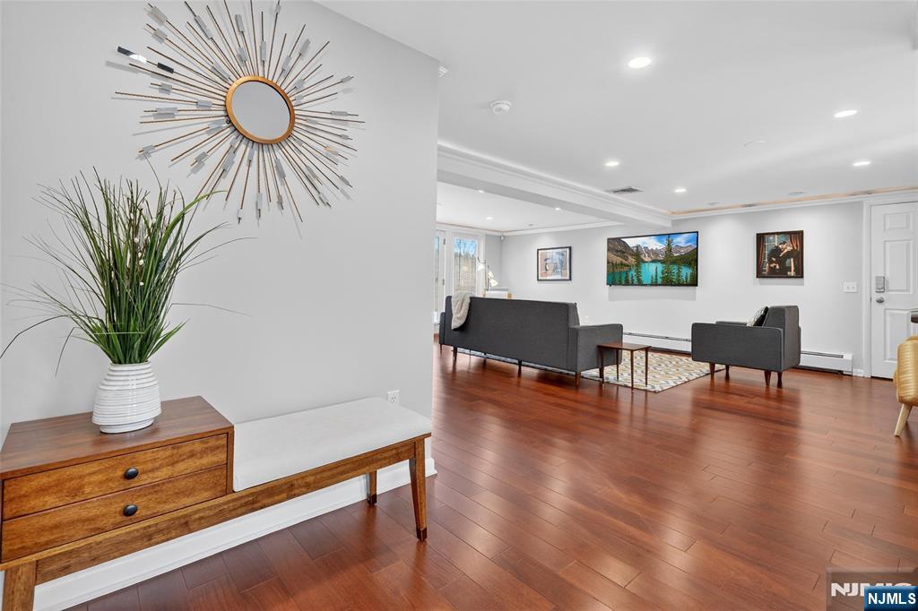 90 Birchwood Terrace