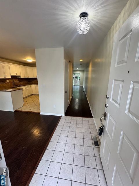 163 Marion Drive West Orange NJ 07052