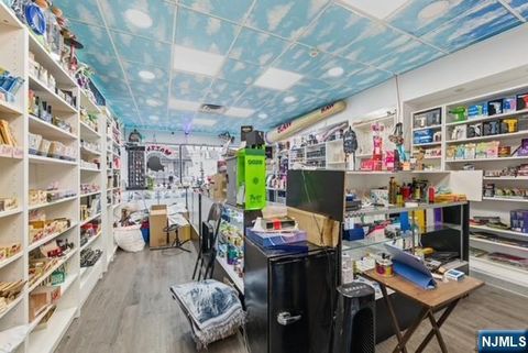 754 Van Houten Clifton NJ 07013