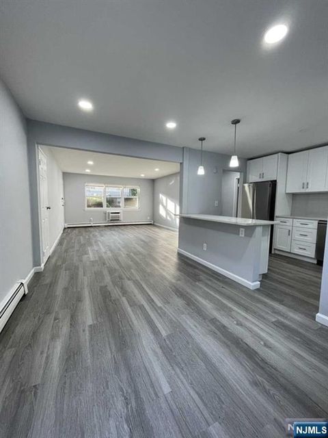 Photo of 20 Lakeview Ave, Leonia, NJ 07605 (MLS # 25036890) Photo of 20 Lakeview Ave, Leonia, NJ 07605 (MLS # 25036890)