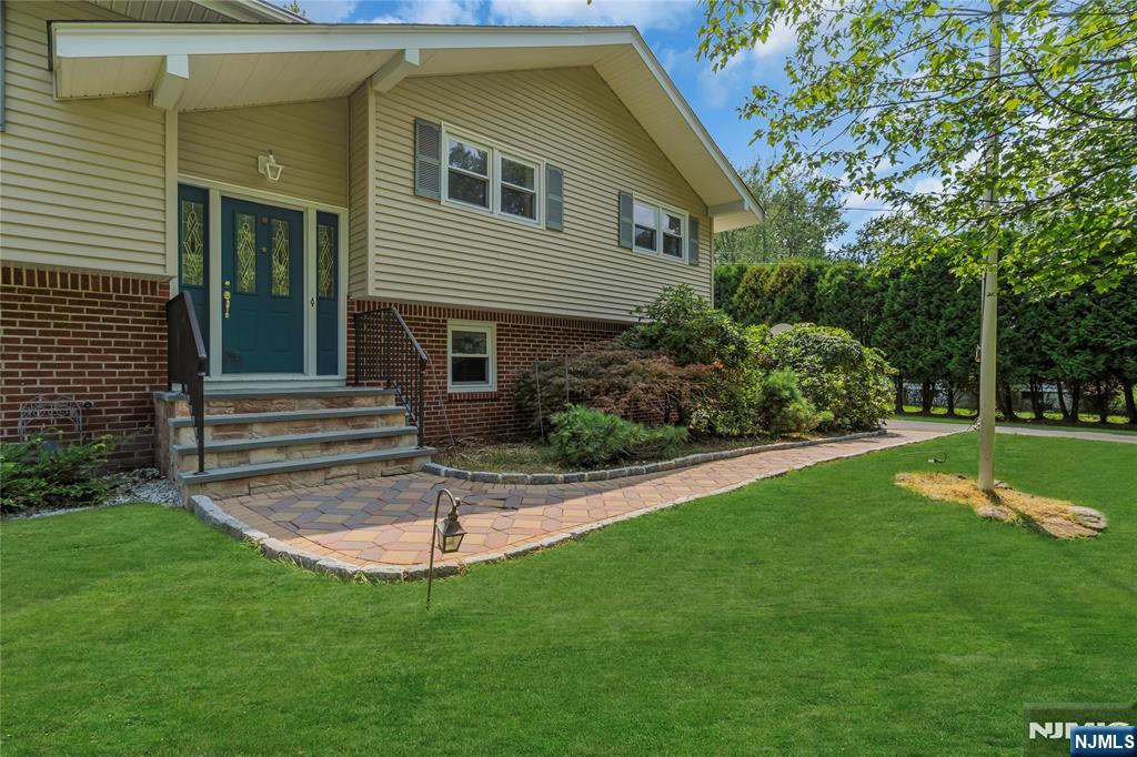 619 Maze Road