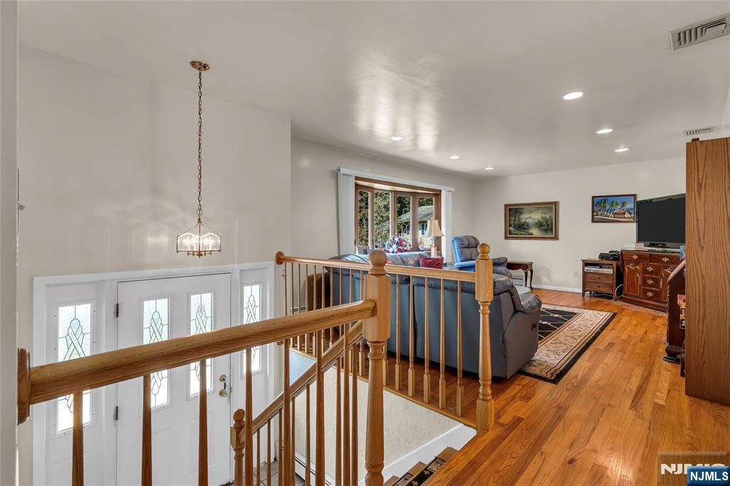 619 Maze Road