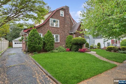 Photo of 494 Martense Avenue, Teaneck, NJ 07666 (MLS # 26019133)