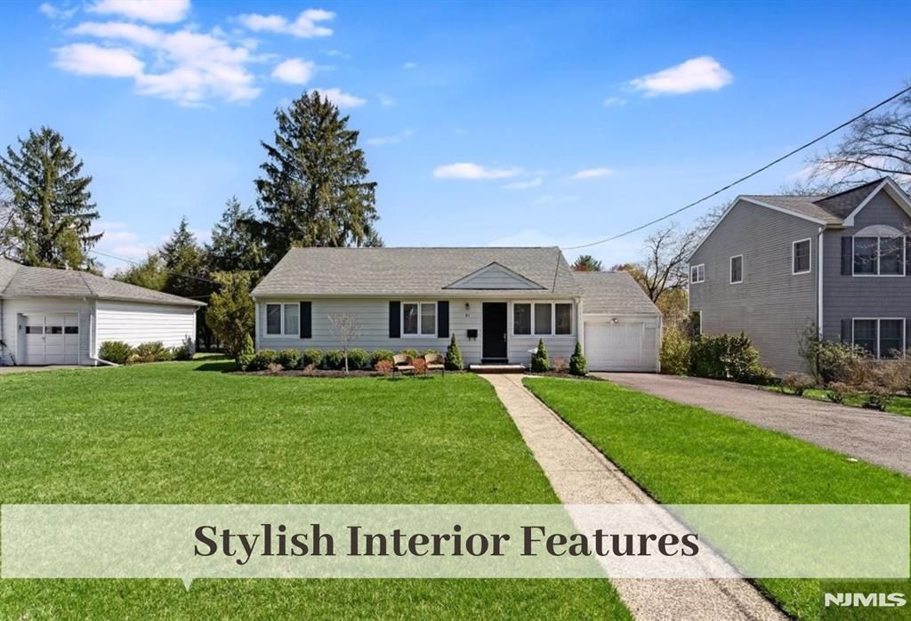 Photo of 81 Delmar Avenue, Glen Rock, NJ 07452 (MLS # 26007514)